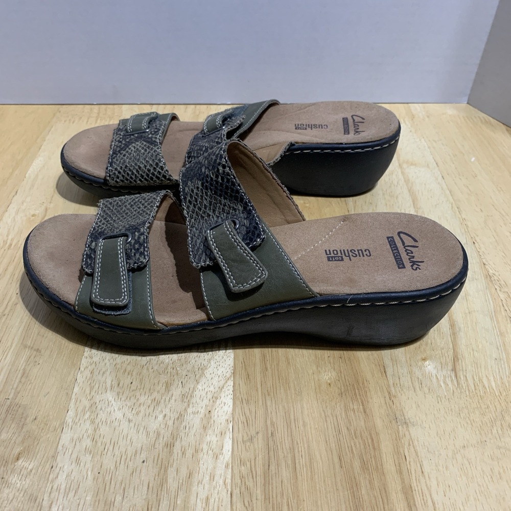 Clarks Collection‎ Delana Fenela Wedge Heel Sandal Green Tan Snakeskin Size 8M